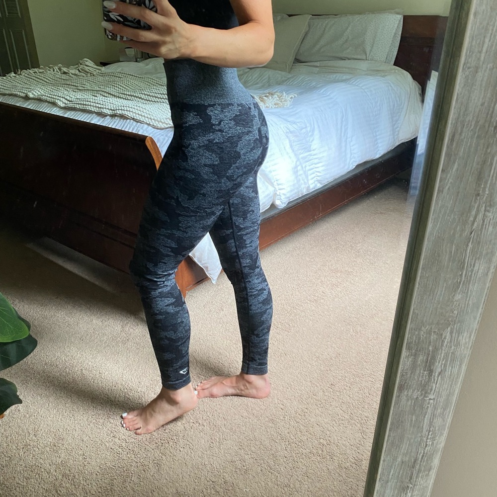 Gymshark High-Waisted Tights - Picture 2 of 6
